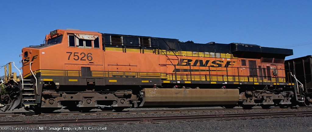 BNSF 7526